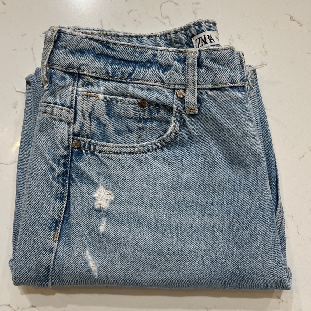 Zara Light Blue Distressed Denim Jeans Size 6